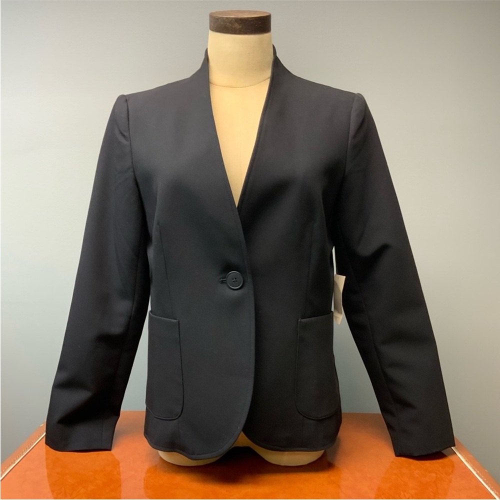 NWT Black Blazer